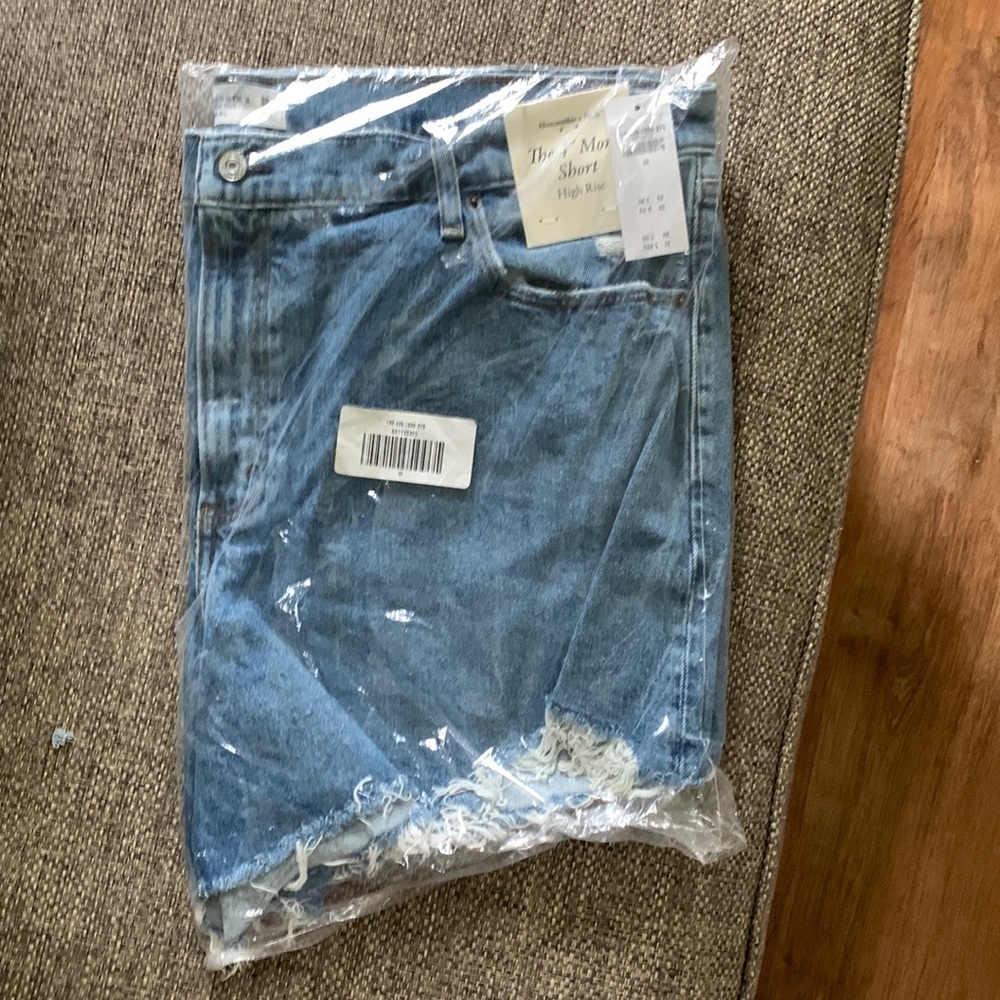 Abercrombie & Fitch jean shorts